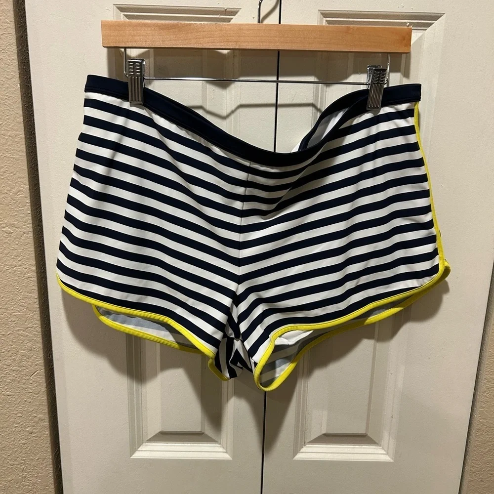 Boden Swim Piping Shorts Stripe , size  16-18